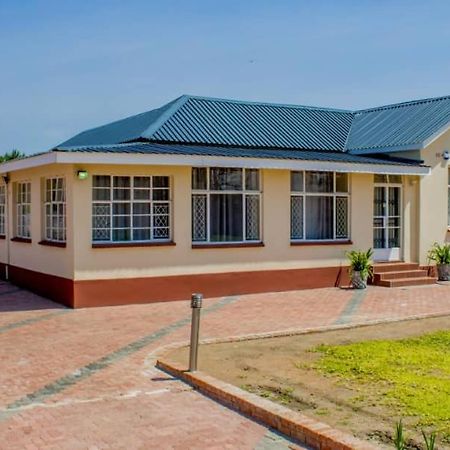 Lynm Residence Harare Exterior foto